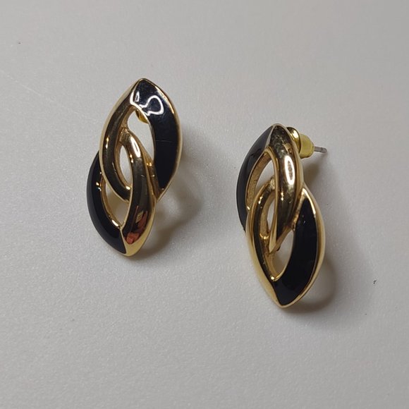 Vintage Trifari Black And Gold Tone Earrings - Picture 4 of 13